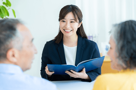 専門スタッフが最適な工務店だけを厳選紹介